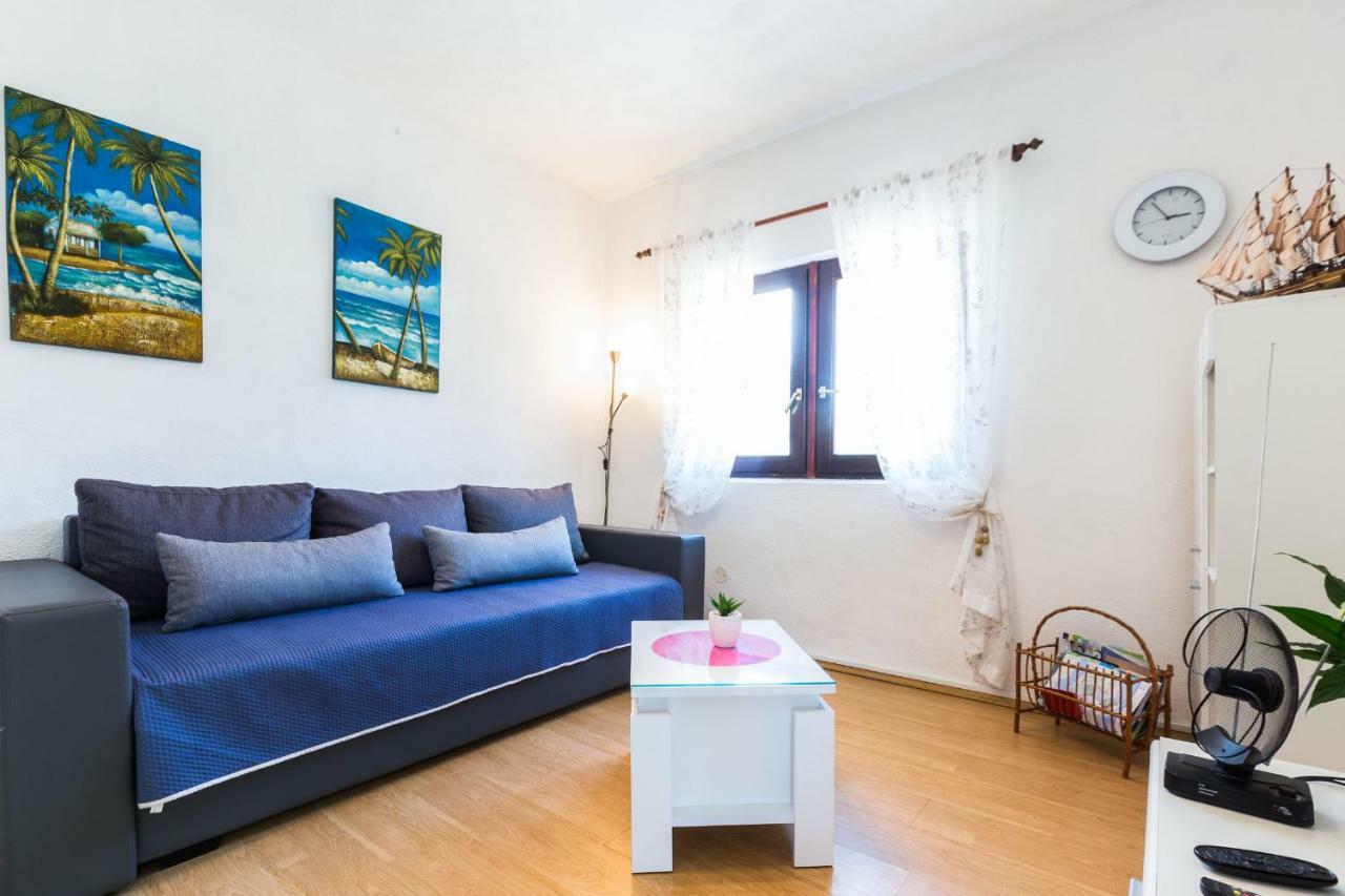 Holiday Home Flora Zadar Luaran gambar