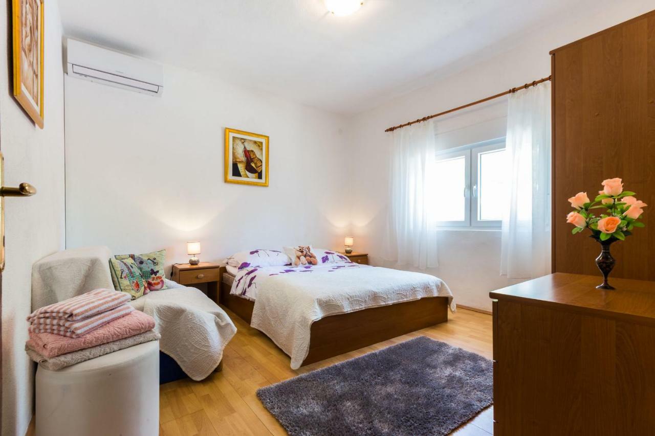 Holiday Home Flora Zadar Luaran gambar
