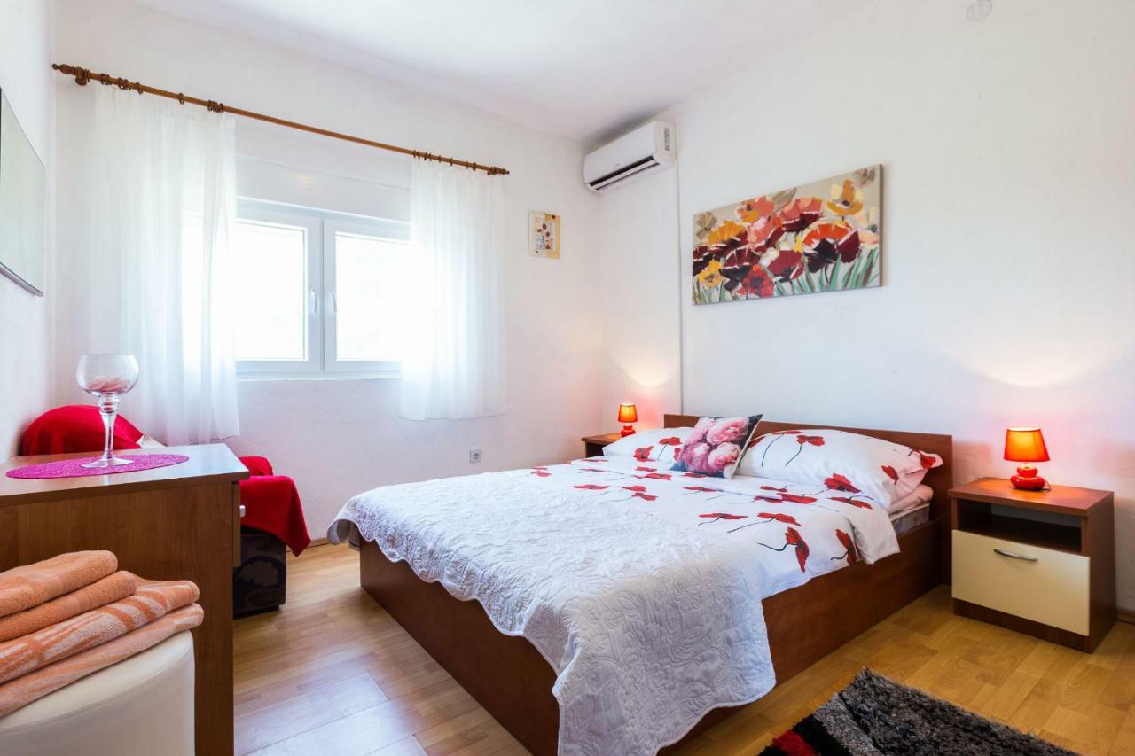 Holiday Home Flora Zadar Luaran gambar