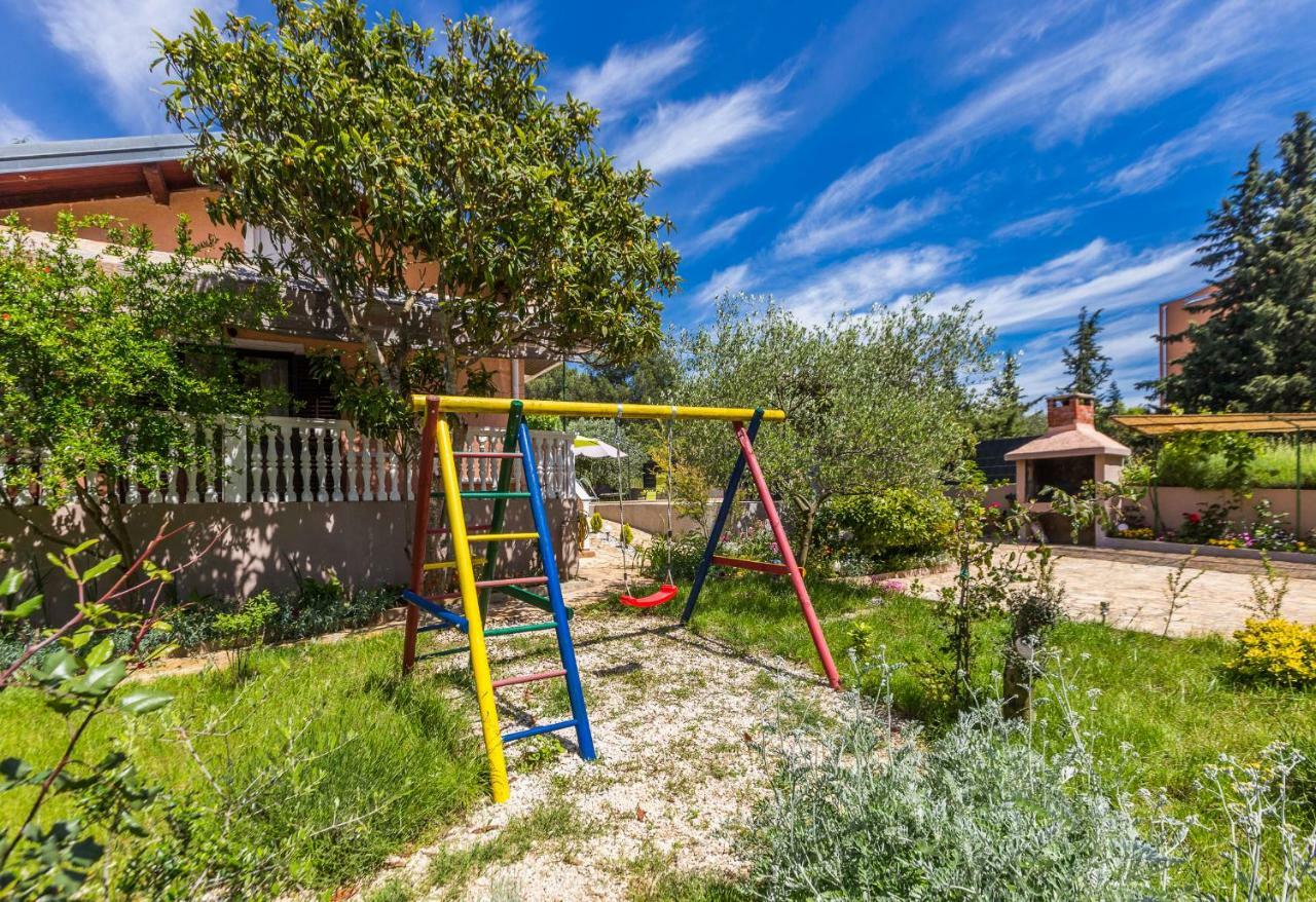 Holiday Home Flora Zadar Luaran gambar