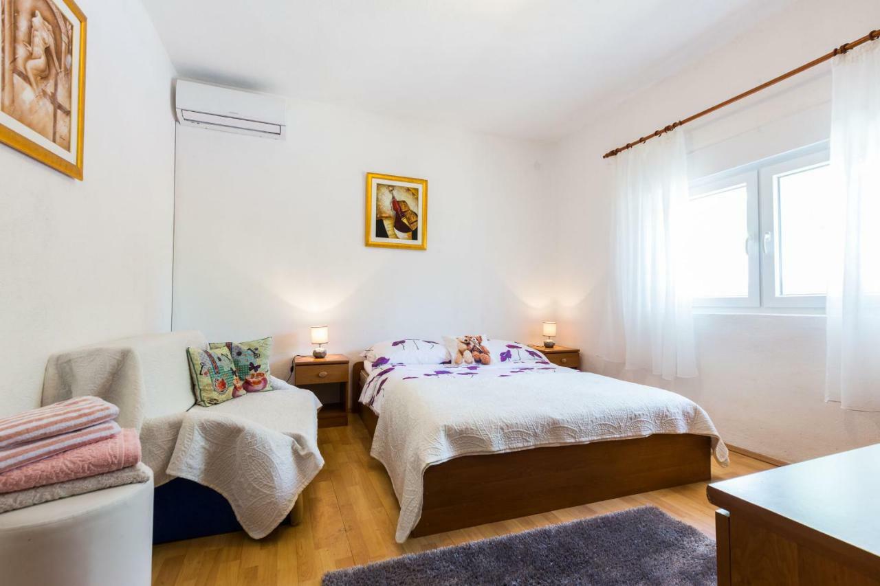 Holiday Home Flora Zadar Luaran gambar