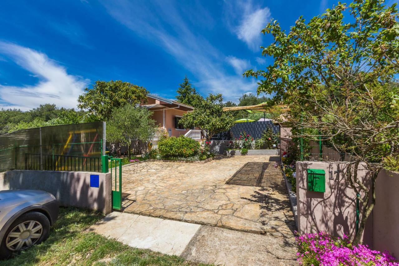 Holiday Home Flora Zadar Luaran gambar